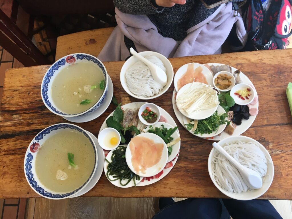 タイ人と上海でご飯