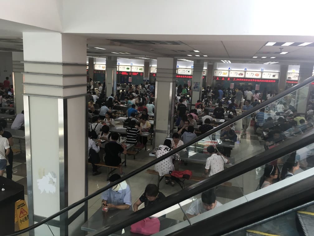 復旦大学の食堂